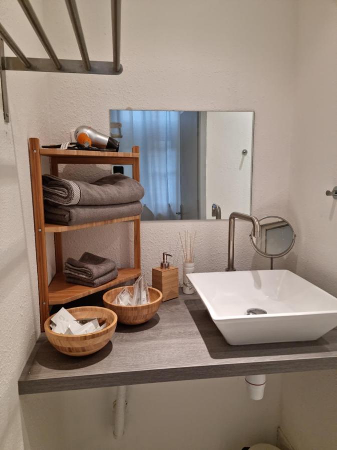 Kleines Appartement Im Zentrum Dole Exterior photo
